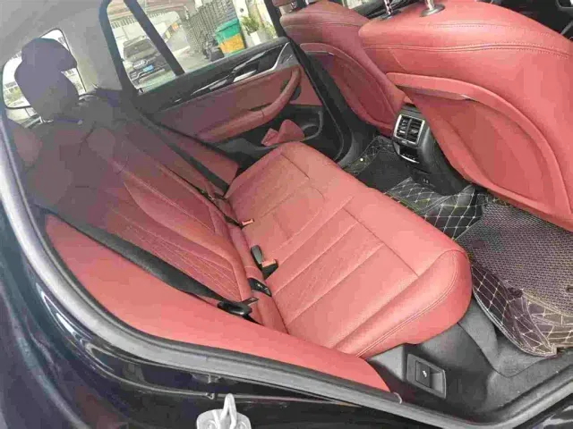 BMW X3 — Фото автомобиля 4