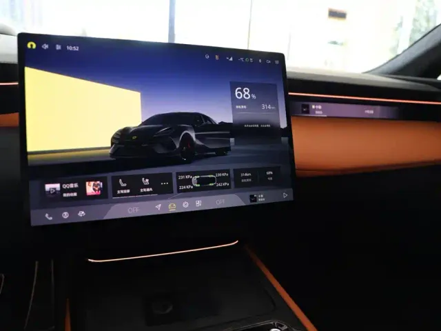Lotus Emeya — Фото автомобиля 10