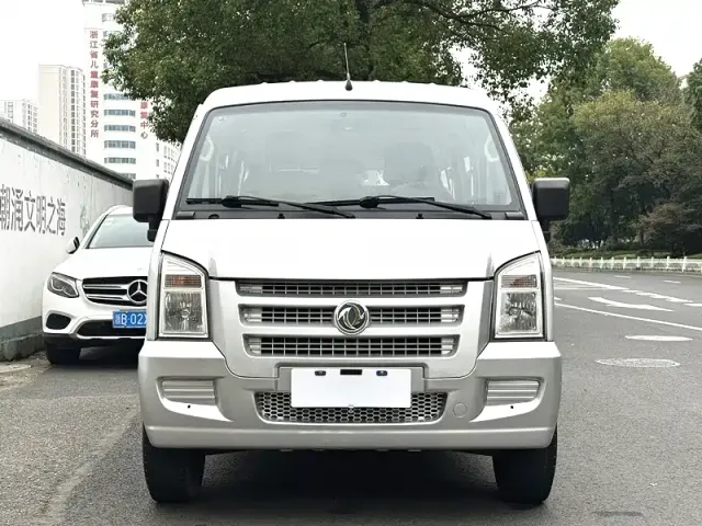 Dongfeng Xiaokang C37 — Фото автомобиля 2