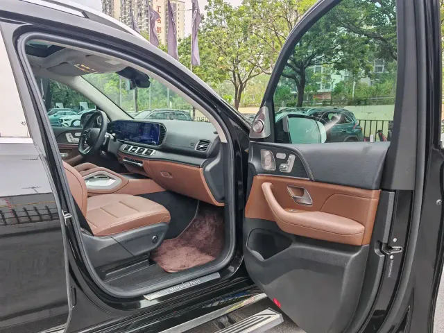 Mercedes-Benz GLS-Class — Фото автомобиля 19