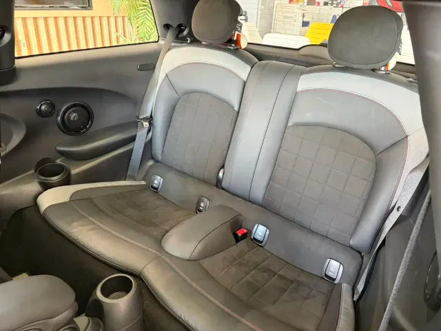 MINI Hatch — Фото автомобиля 13