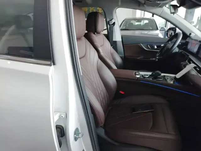 Chery Tiggo 8 PRO EV — Фото автомобиля 24