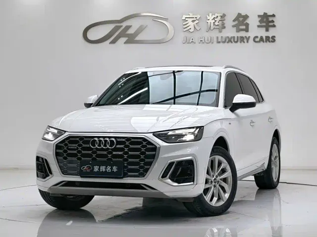 Фотография автомобиля — Audi Q5L