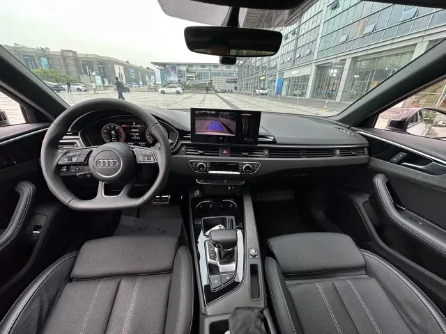 Audi A4L — Фото автомобиля 10