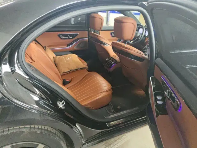 Mercedes-Benz S-Class — Фото автомобиля 4