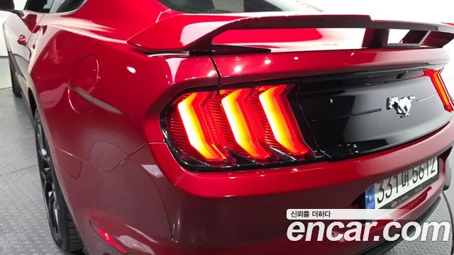 Ford Mustang — Фото автомобиля 22