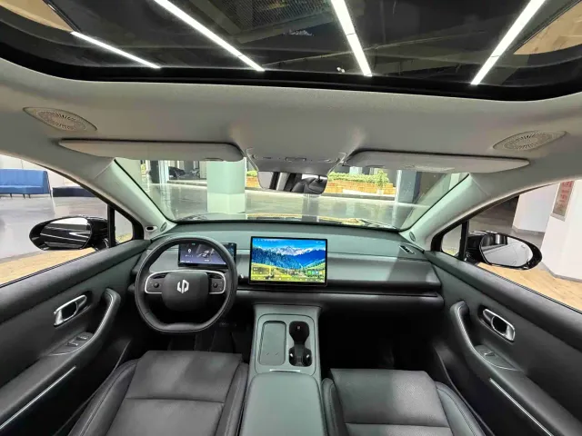 Leapmotor C16 — Фото автомобиля 15