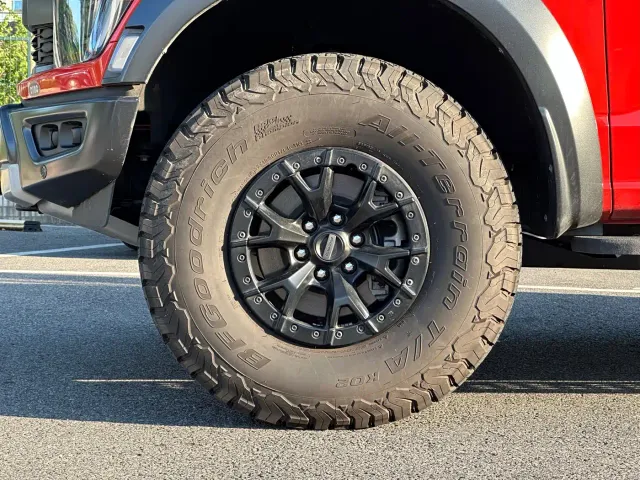 Ford F-150 Raptor — Фото автомобиля 9