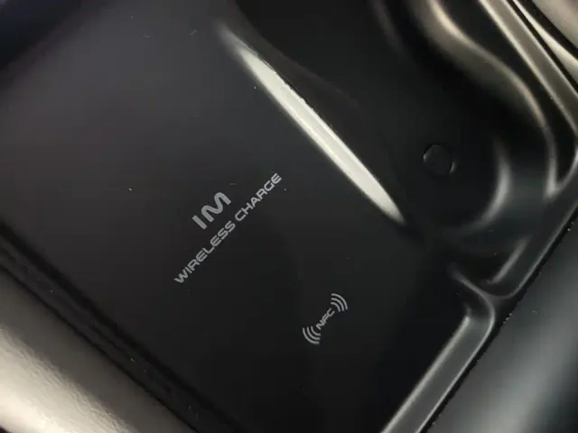 IM Motors LS6 — Фото автомобиля 8