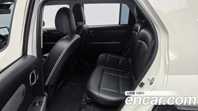Hyundai Casper Electric — Фото автомобиля 16