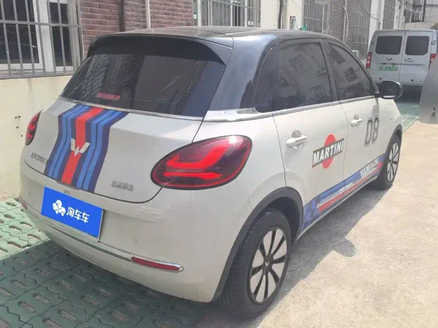 Wuling Bingo — Фото автомобиля 3