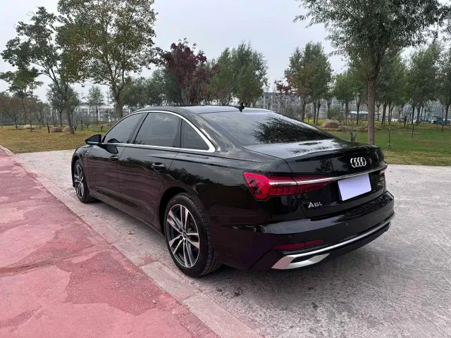 Audi A6L — Фото автомобиля 9
