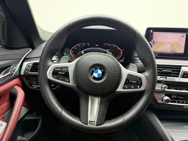 BMW 5 Series — Фото автомобиля 9