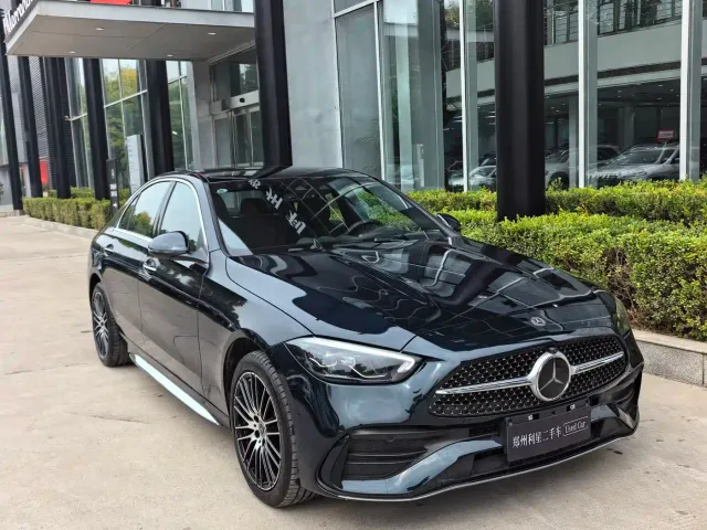 Mercedes-Benz C-Class — Фото автомобиля 2