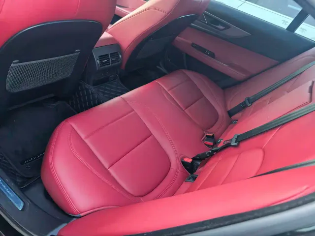 Jaguar XEL — Фото автомобиля 10