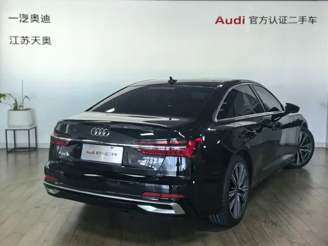 Audi A6L — Фото автомобиля 4