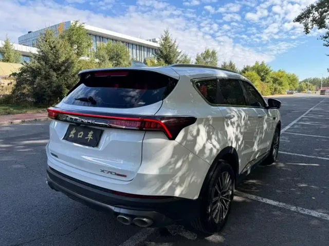 Jetour X70 Plus — Фото автомобиля 4