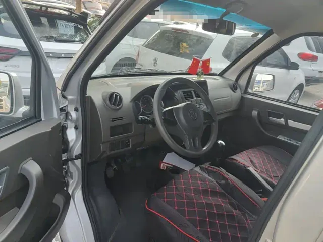 Dongfeng Xiaokang DFSK K05S — Фото автомобиля 9