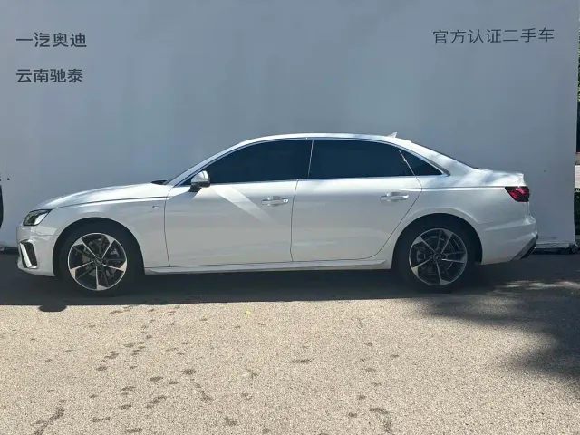Audi A4L — Фото автомобиля 4