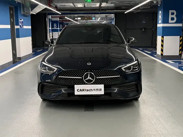 Mercedes-Benz C-Class — Фото автомобиля 2