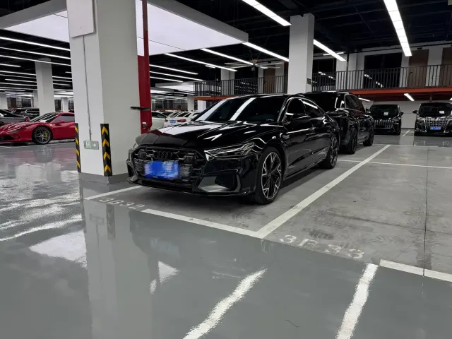 Фотография автомобиля — Audi A7L