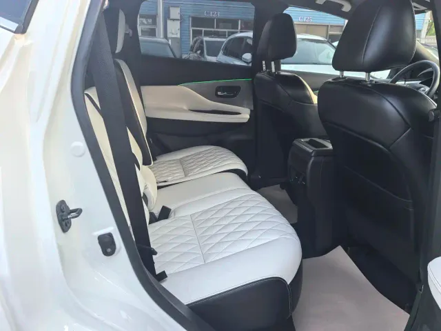 Nissan Murano — Фото автомобиля 8