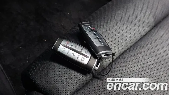 Genesis GV70 — Фото автомобиля 29