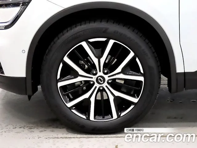 Renault-KoreaSamsung QM6 Новый QM6 2.0 LPe RE Signature 2WD — Фото автомобиля 5