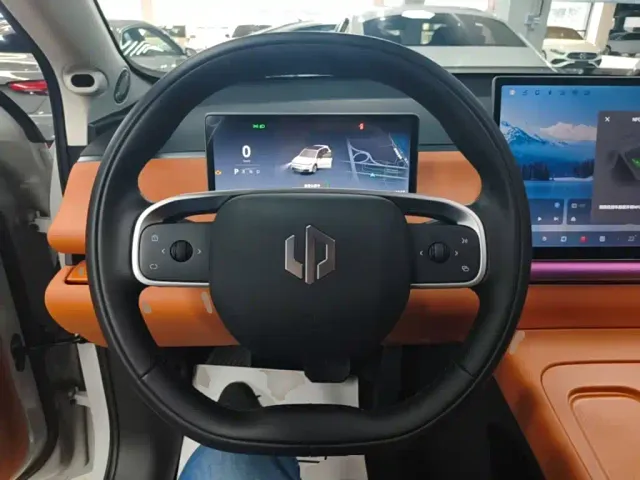 Leapmotor C10 — Фото автомобиля 10