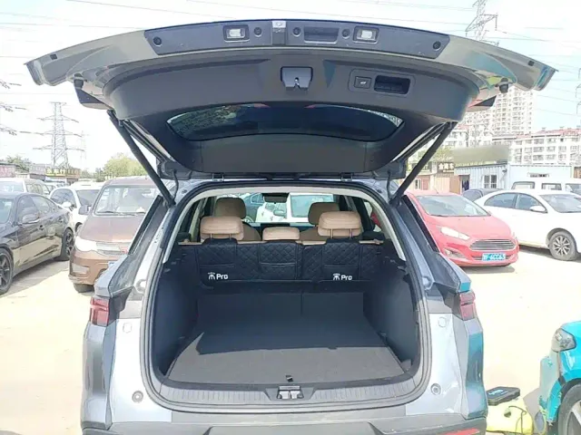 BYD Song Pro — Фото автомобиля 18