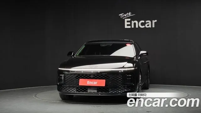 Hyundai Grandeur GN7 — Фото автомобиля 3