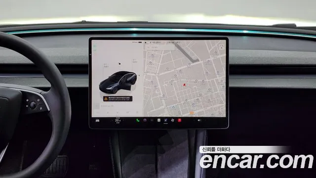 Tesla Model 3 — Фото автомобиля 14