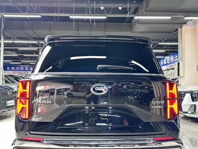GAC Trumpchi GS8 — Фото автомобиля 8