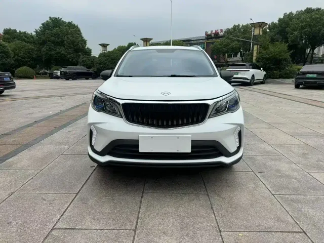 Livan X3 PRO — Фото автомобиля 2