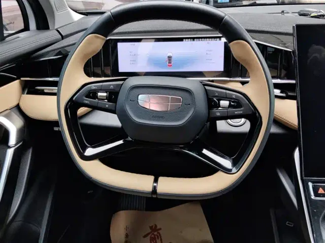 Geely Boyue L — Фото автомобиля 14