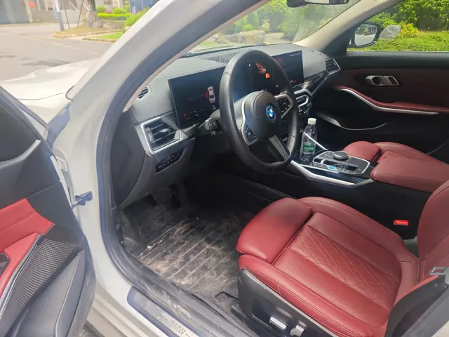 BMW i3 — Фото автомобиля 7