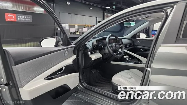 Hyundai Avante CN7 — Фото автомобиля 9