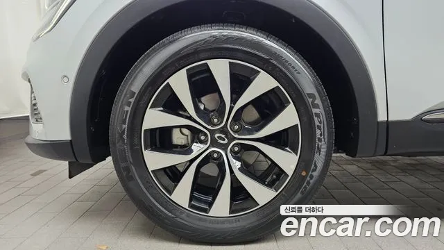 Renault Korea XM3 — Фото автомобиля 5