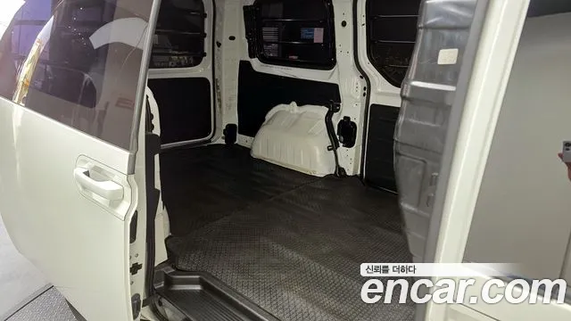 Hyundai Staria Staria Карго 3 места — Фото автомобиля 12