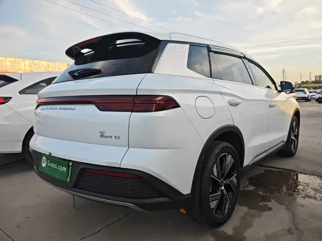 BYD Song Pro — Фото автомобиля 6