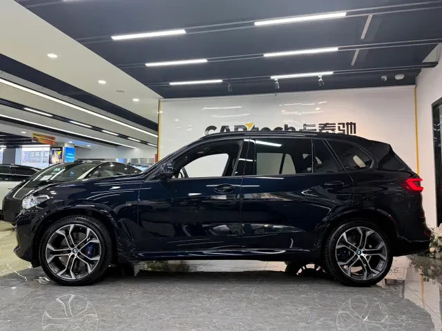 BMW X5 — Фото автомобиля 4