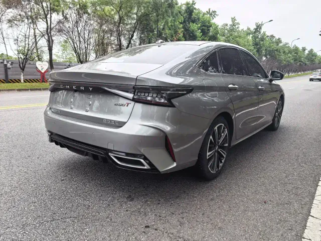 Chery Arrizo 8 — Фото автомобиля 6