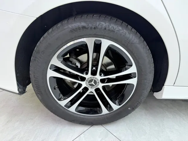 Mercedes-Benz A-Class — Фото автомобиля 22