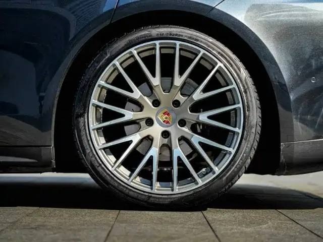 Porsche Panamera 2024 Panamera 2.9T — Фото автомобиля 12