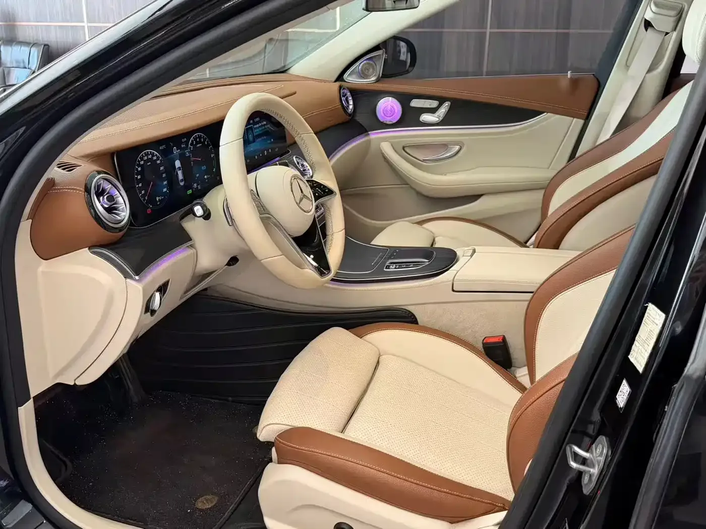 Mercedes-Benz Mercedes-Benz E-Class New Energy 2022 E 350 e L Plug-in Hybrid Sedan — Фото автомобиля 7