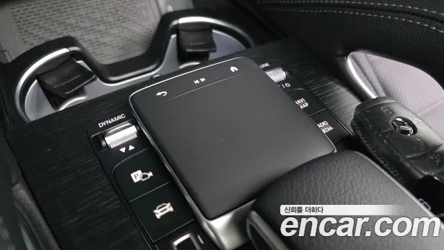 Mercedes-Benz GLS-Class — Фото автомобиля 28
