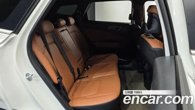 Kia Sportage Sportage 5-е поколение Бензин 1.6 Turbo 4WD — Фото автомобиля 10
