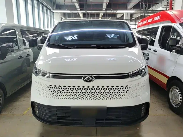 Maxus Xintu V70 — Фото автомобиля 2