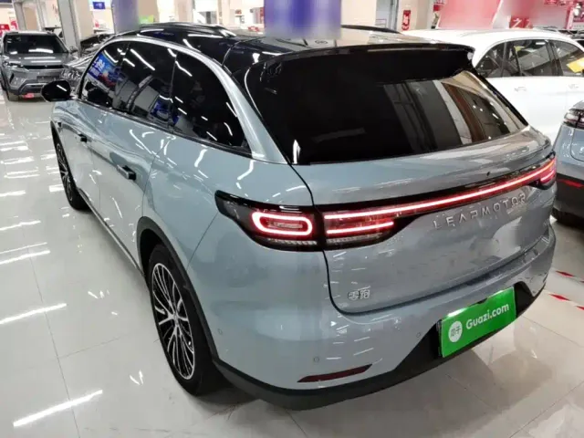 Leapmotor C11 — Фото автомобиля 4