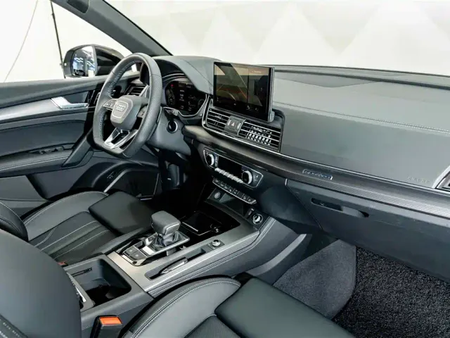 Audi Q5L — Фото автомобиля 18